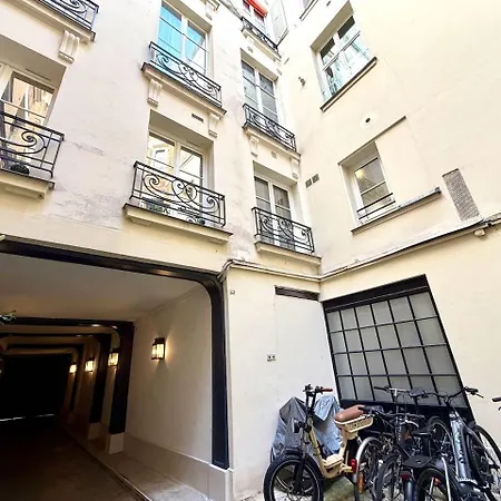 Saint Honore 2p Bail Mobilité Parigi